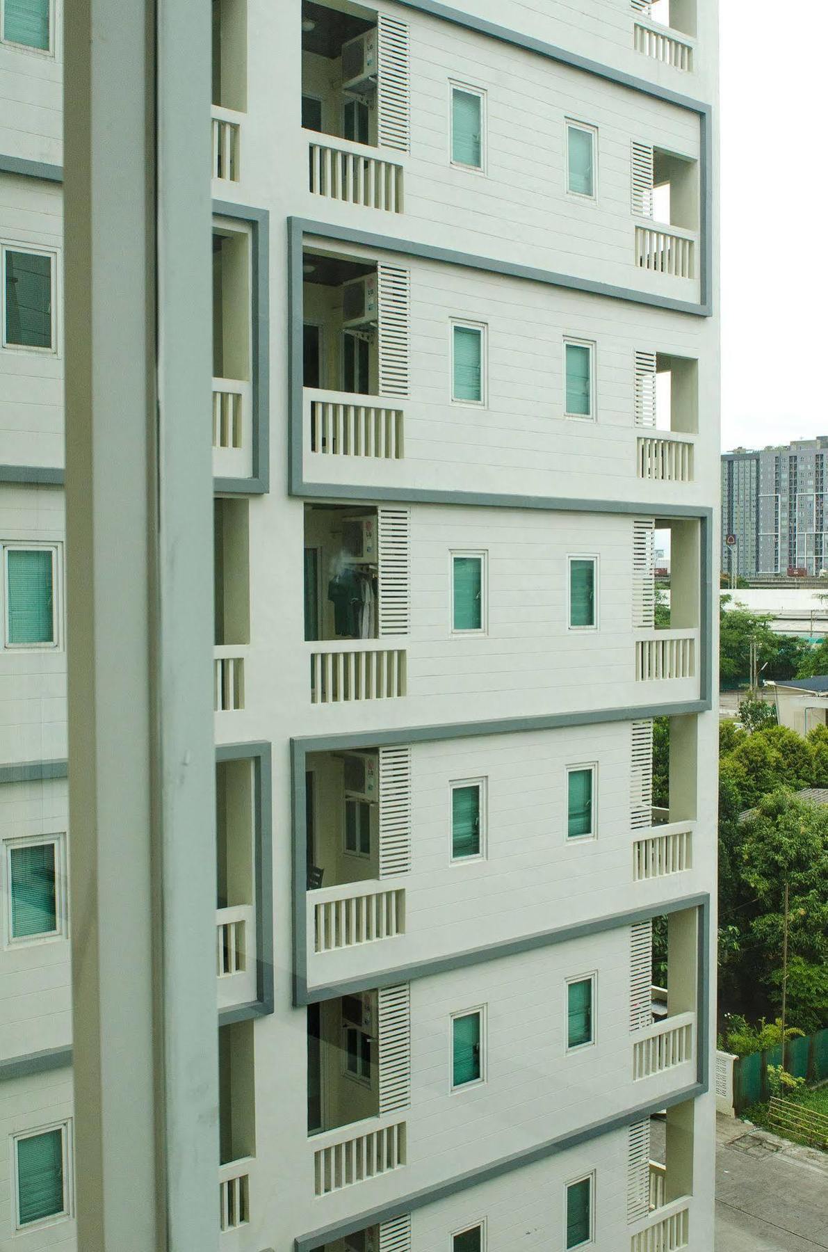 The Platinum Suite Banguecoque Exterior foto